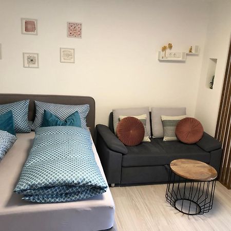 Lilis Apartment Mit Balkon アウグスブルク エクステリア 写真