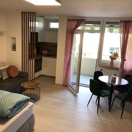 Lilis Apartment Mit Balkon アウグスブルク エクステリア 写真