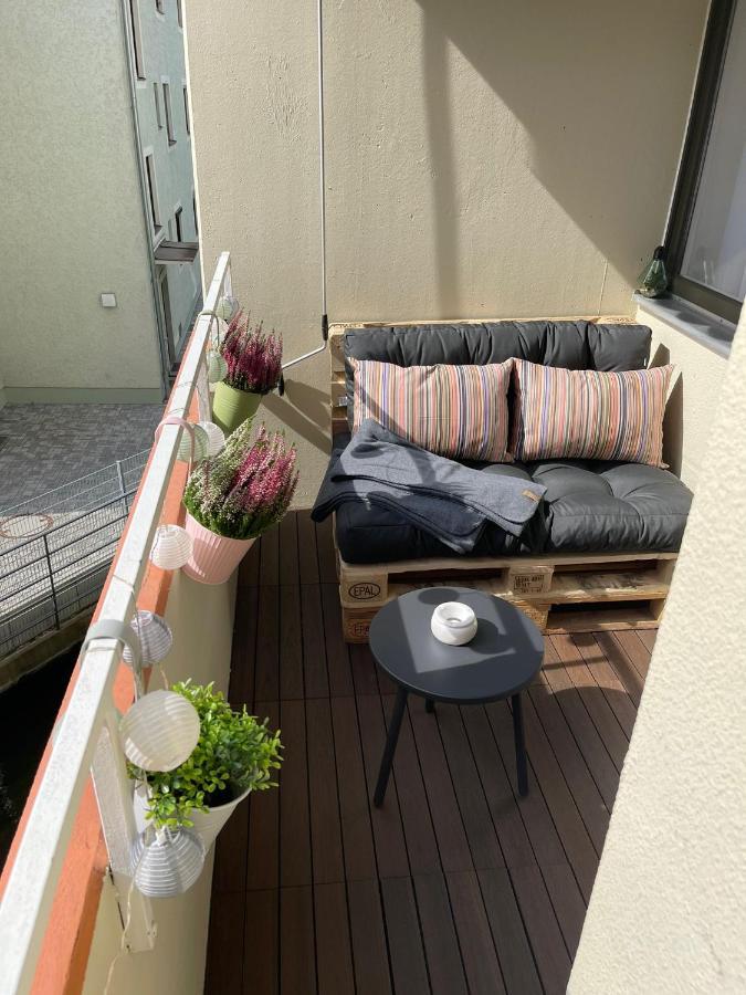 Lilis Apartment Mit Balkon アウグスブルク エクステリア 写真