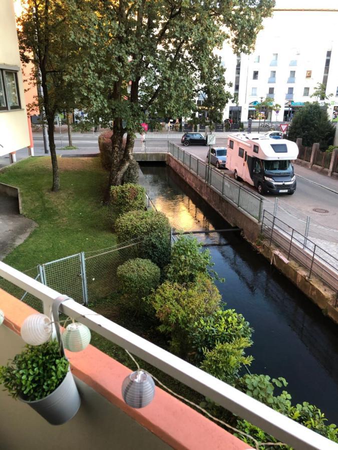 Lilis Apartment Mit Balkon アウグスブルク エクステリア 写真