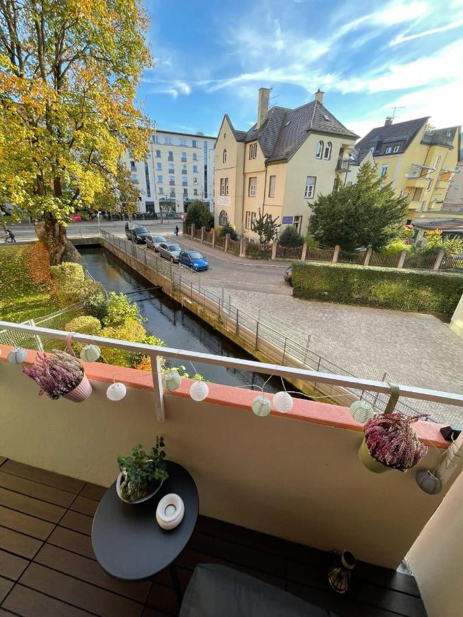 Lilis Apartment Mit Balkon アウグスブルク エクステリア 写真
