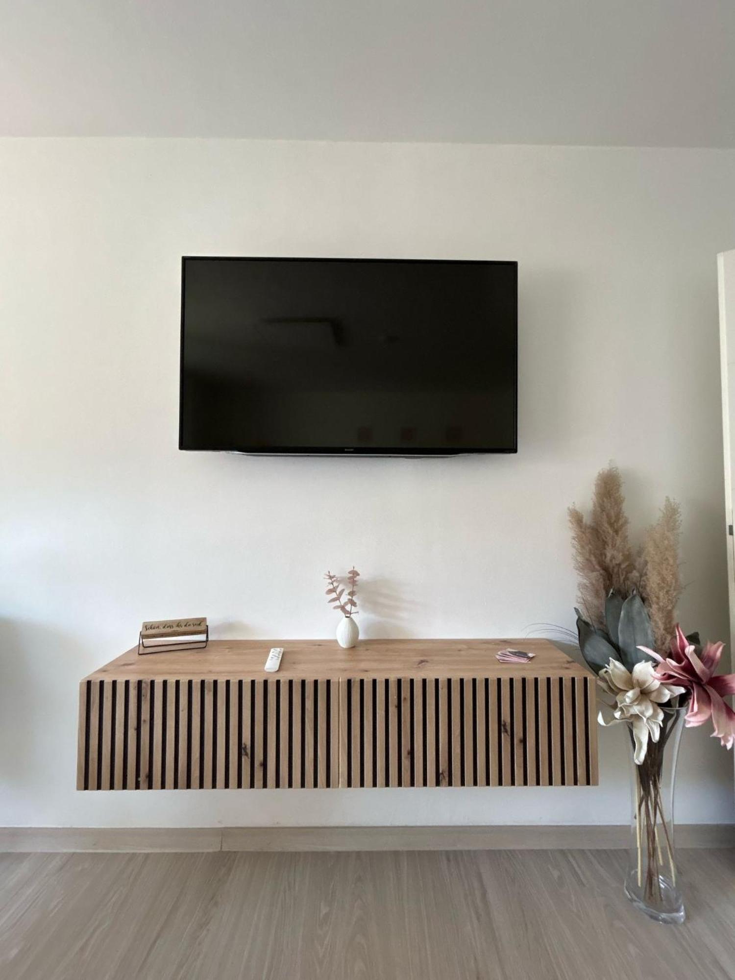 Lilis Apartment Mit Balkon アウグスブルク エクステリア 写真